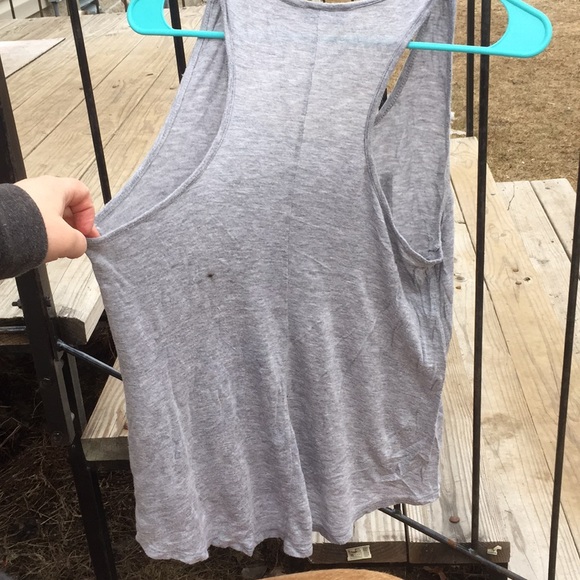 Grey tank top - Picture 3 of 4